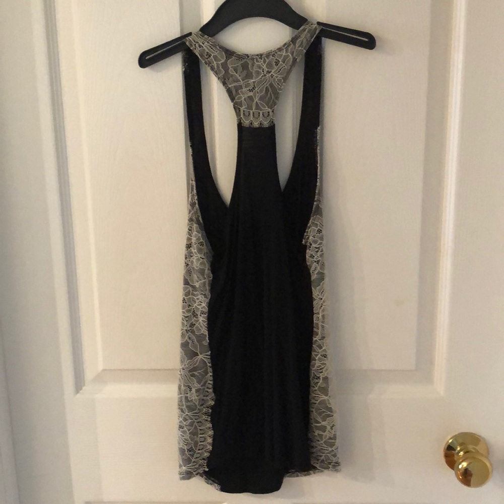 Guess Tank Top - Picture 2 of 2